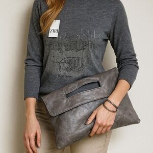 NEW Gray Vegan Leather Wristlet Clutch – Spacious, Stylish & Chic for Parties